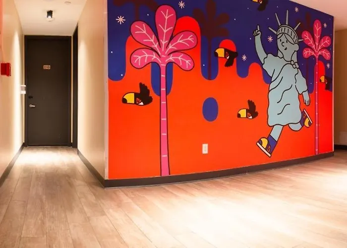 Jazz On Columbus Circle Hostel New York